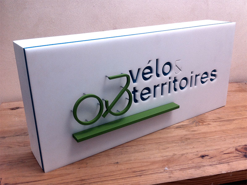 logo en 3D de Vélo & Territoires